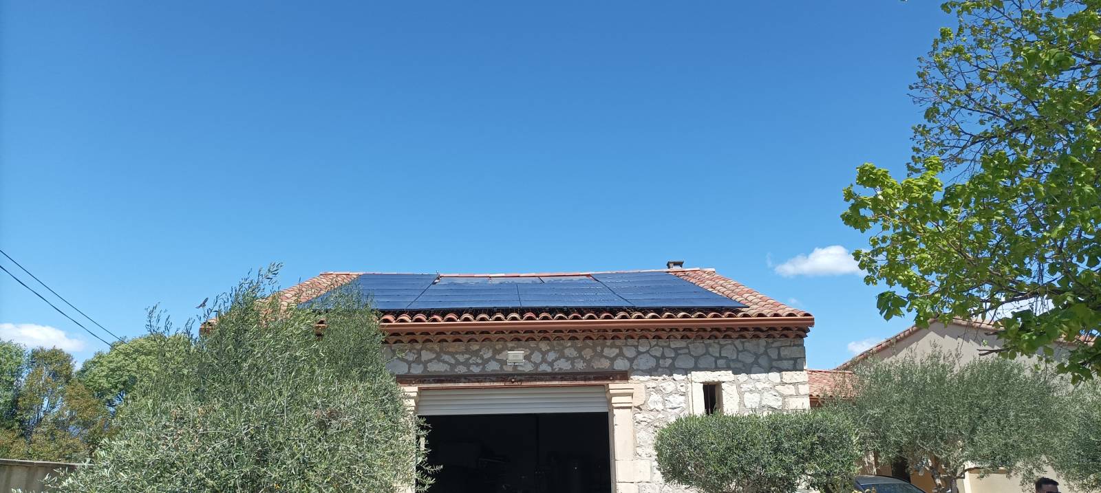 Installation de panneau photovoltaïque pour autoconsommation Nîmes dans le Gard 30000