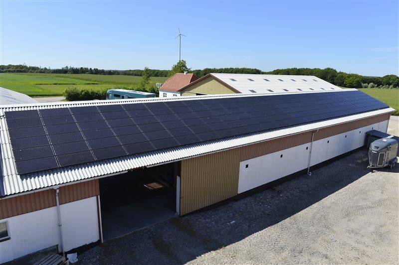 Devis pour une pose de panneaux photovoltaïques sur batterie à Lunel en Occitanie 34400