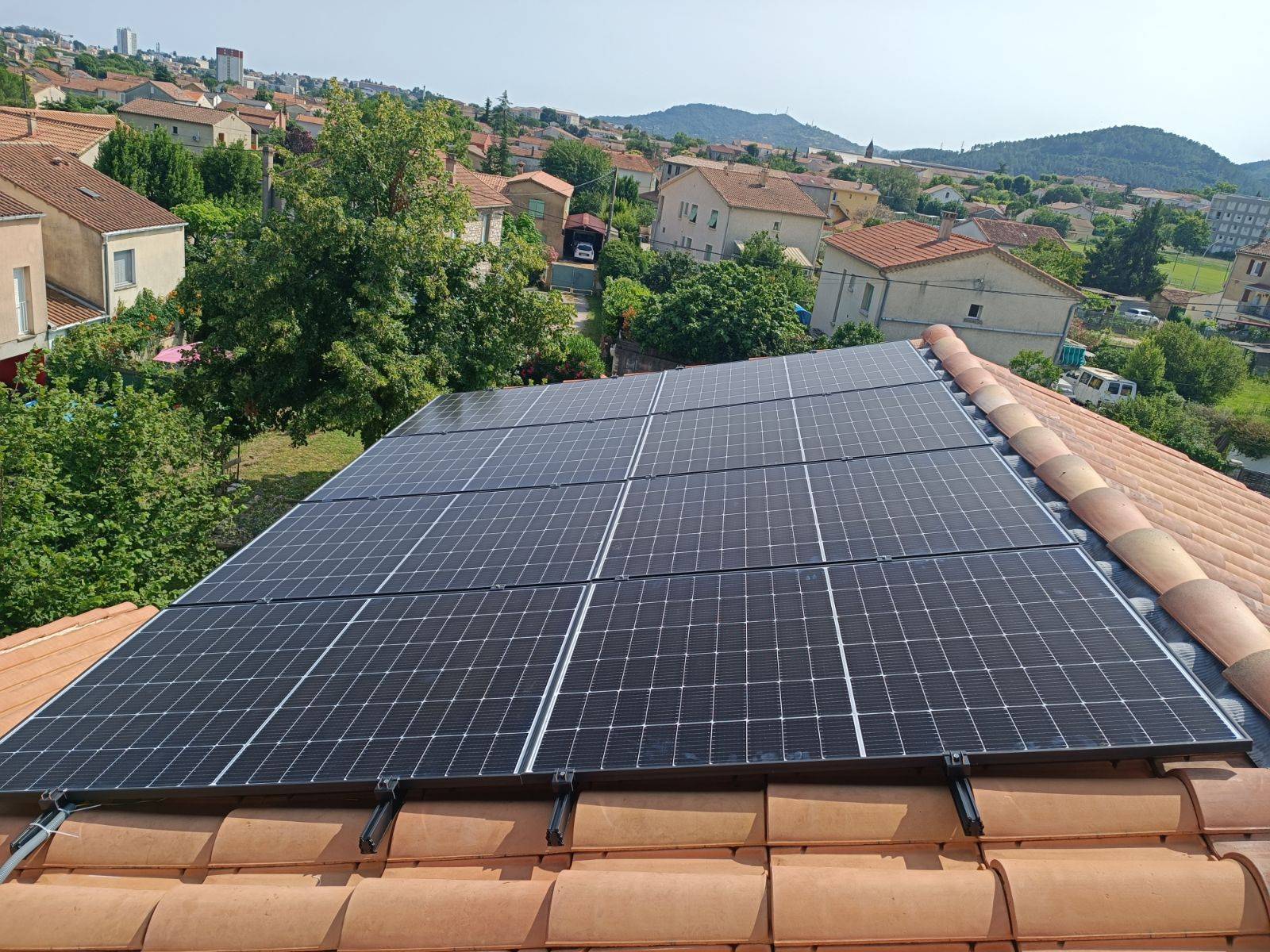 Tarifs centrale photovoltaïque avec batterie physique à Orange dans le Vaucluse 84100