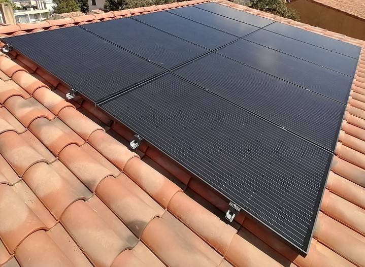 Pose de centrale photovoltaïque haut de gamme à Béziers dans l'Hérault 34032