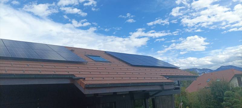 Expert en installation de panneaux solaires photovoltaïques dans l'Hérault 34, le Gard 30, l'Aube 61, le Vaucluse 84 et le Rhône 69 