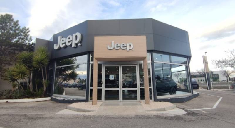 Concessionnaire JEEP, Sur la zone de Fréjorgues à Mauguio, proche de Montpellier. Groupe Tressol Chabrier