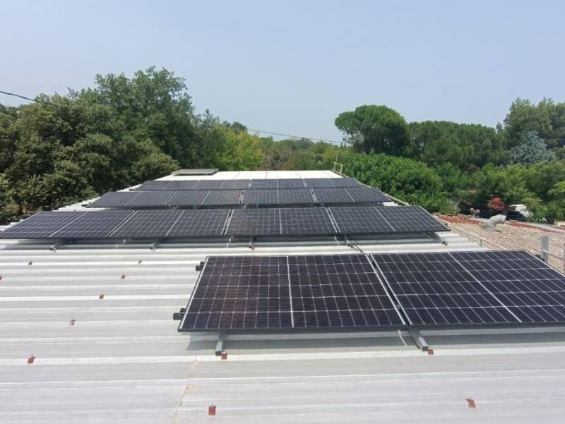 panneaux solaires photovoltaïques 100% autonome grâce au stockage virtuel MY LIGHT. 